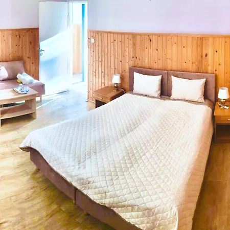 Guest house Gosciniec Nad Zalewem Katy Rybackie