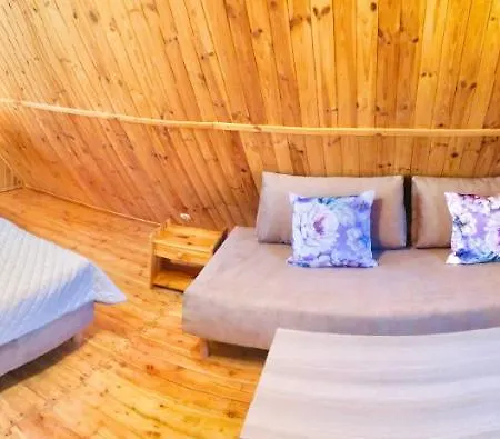 Gosciniec Nad Zalewem Guest house