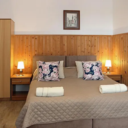 Gosciniec Nad Zalewem Kąty Rybackie