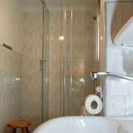 Gosciniec Nad Zalewem Guest house *