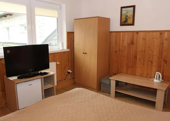 Gosciniec Nad Zalewem 3*