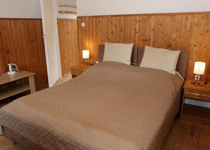 بيت ضيافة Gosciniec Nad Zalewem