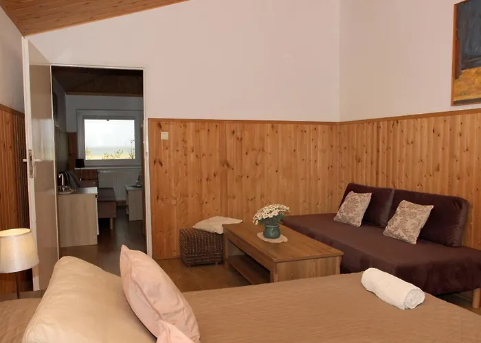 Gosciniec Nad Zalewem بيت ضيافة 3*